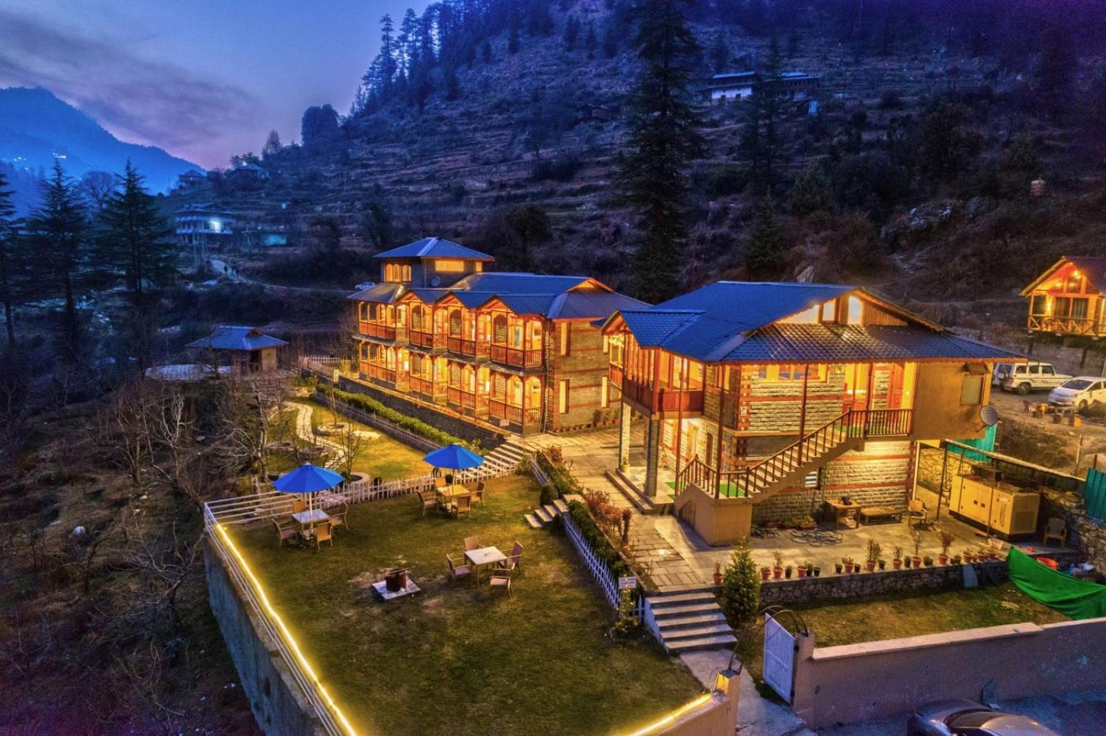 Hotel 8Fold By Larisa, Jibhi Exterior foto